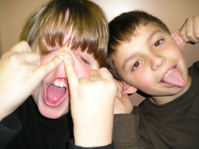 Gross Faces 011